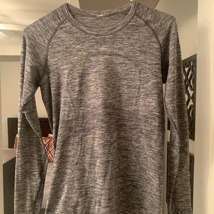 Lululemon Swiftly Long Sleeve Size 10 EUC